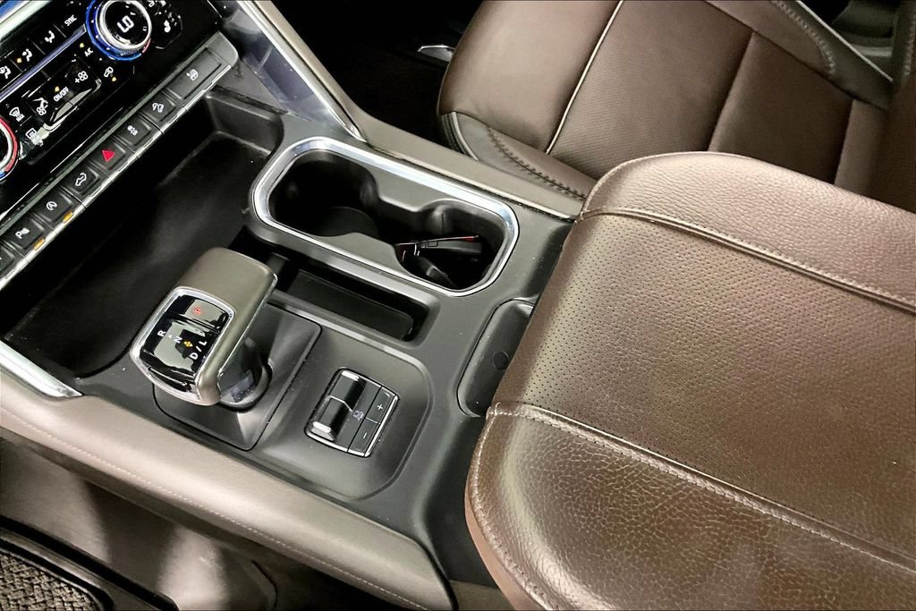Used 2024 GMC Sierra 1500 Denali AWD/4WD image 18