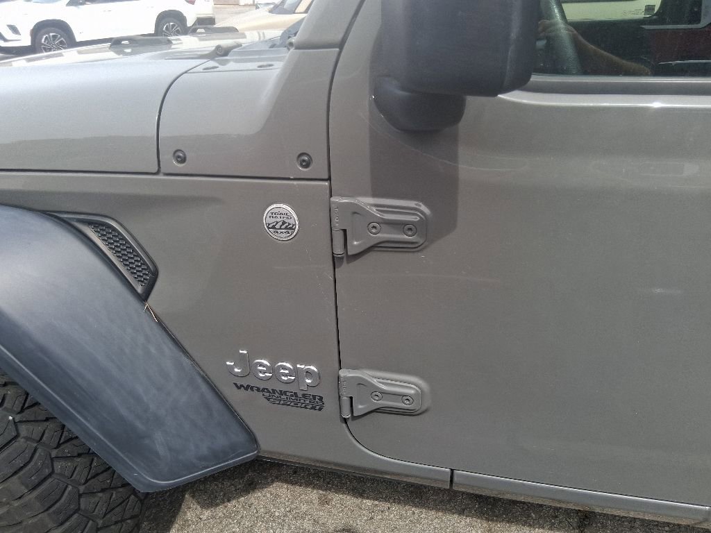 Used 2019 Jeep Wrangler Unlimited Sport AWD/4WD image 17