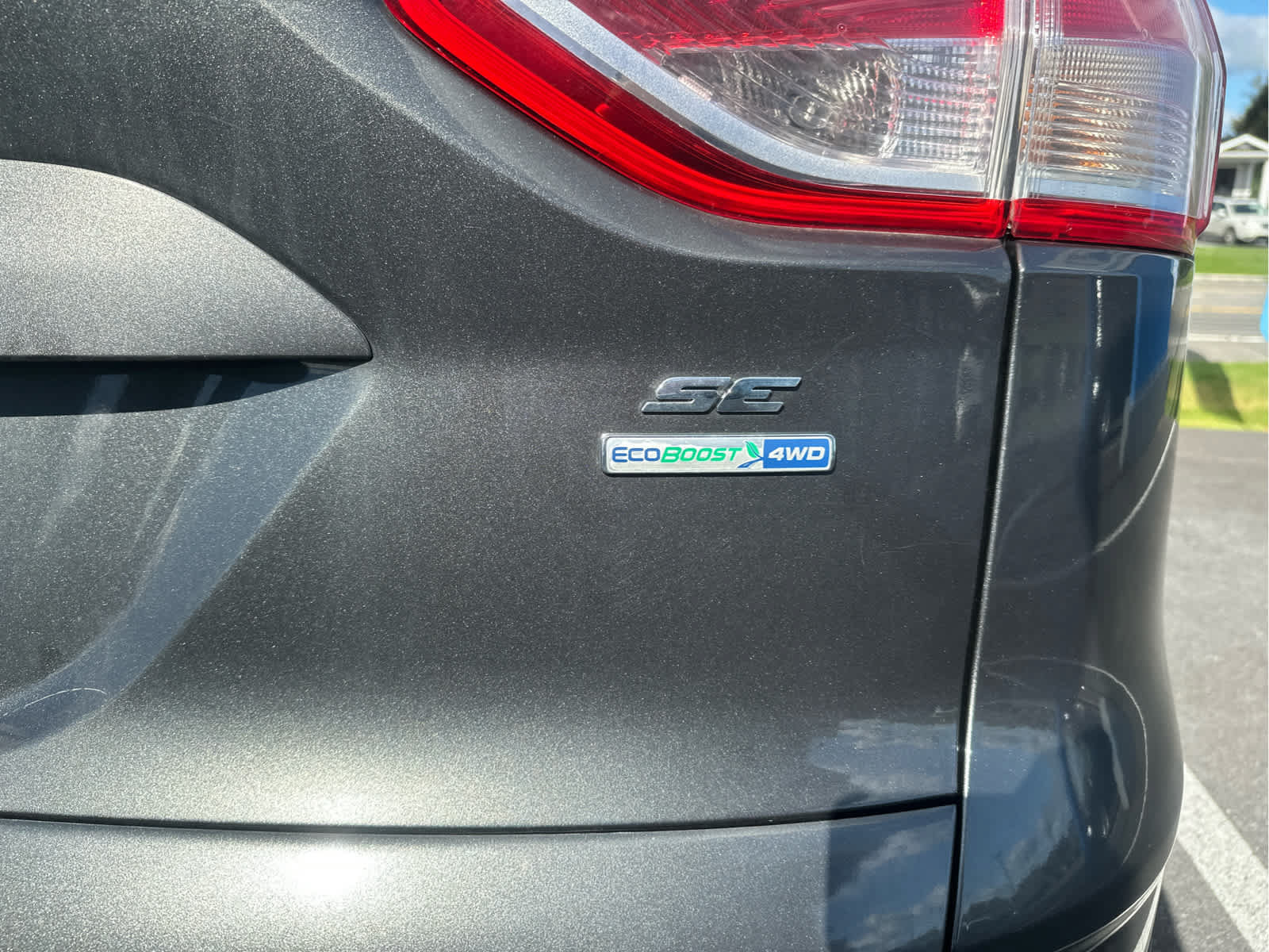 Used 2016 Ford Escape SE w/ Equipment Group 201A AWD/4WD image 6