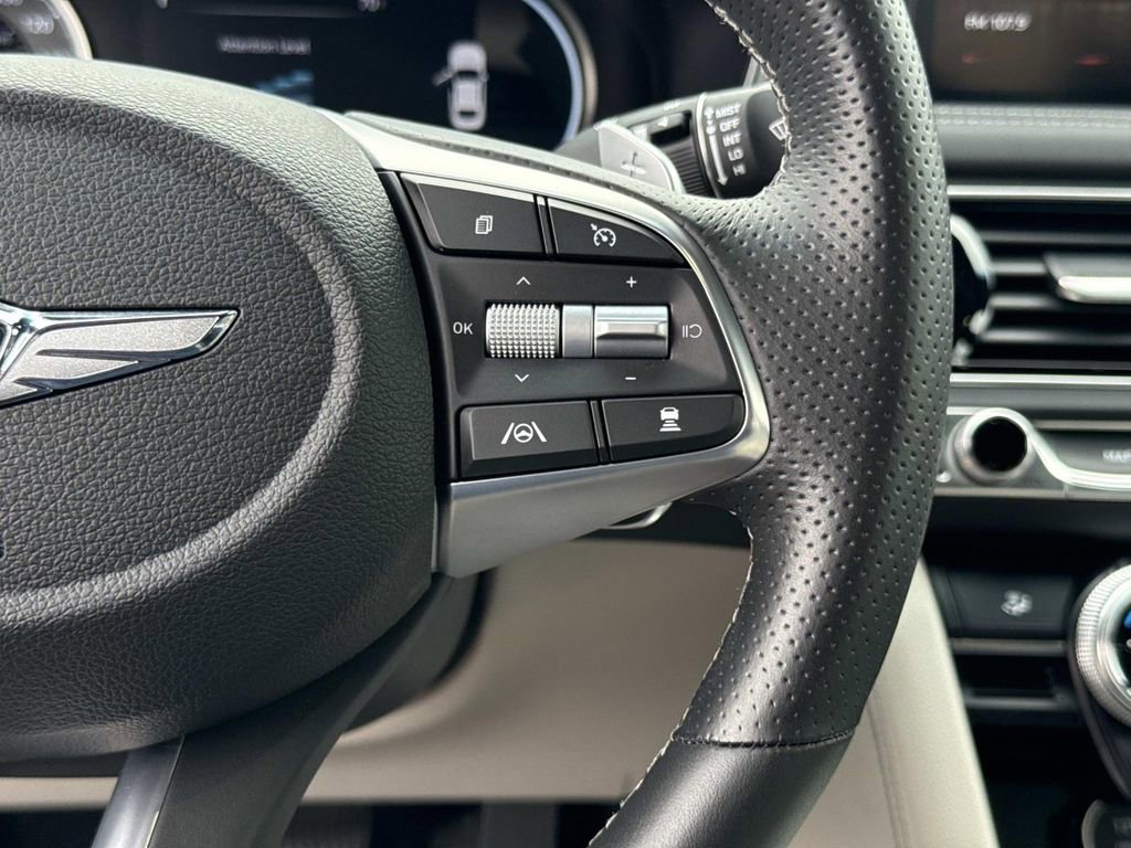 Used 2023 Genesis G70 2.0T RWD image 28