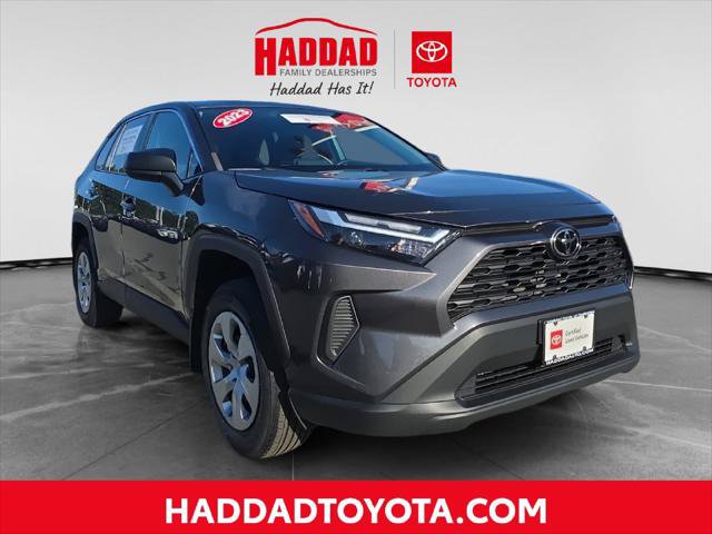 Certified 2023 Toyota RAV4 LE AWD/4WD image 8