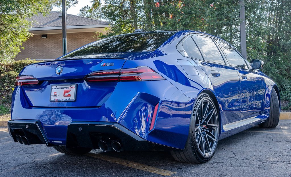 Used 2026 BMW M5 w/ Executive Package image 30