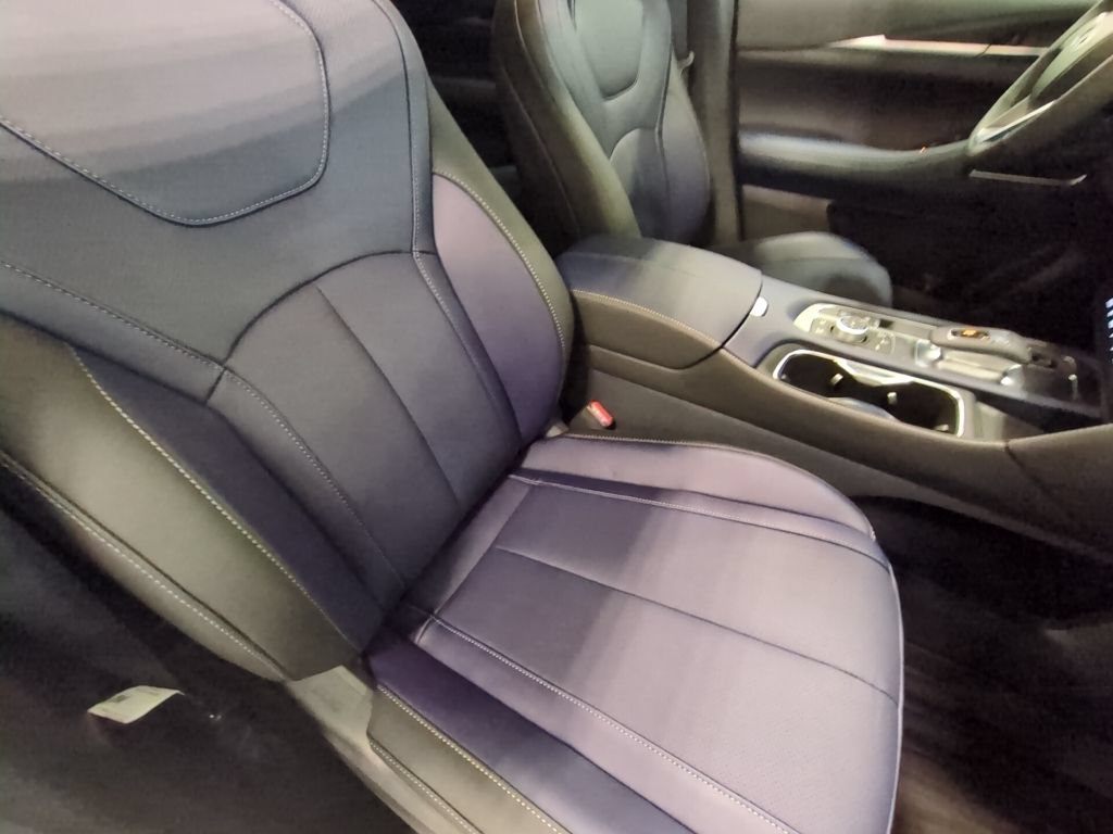 New 2026 INFINITI QX60 Sport w/ Dark Cargo Package AWD/4WD image 24