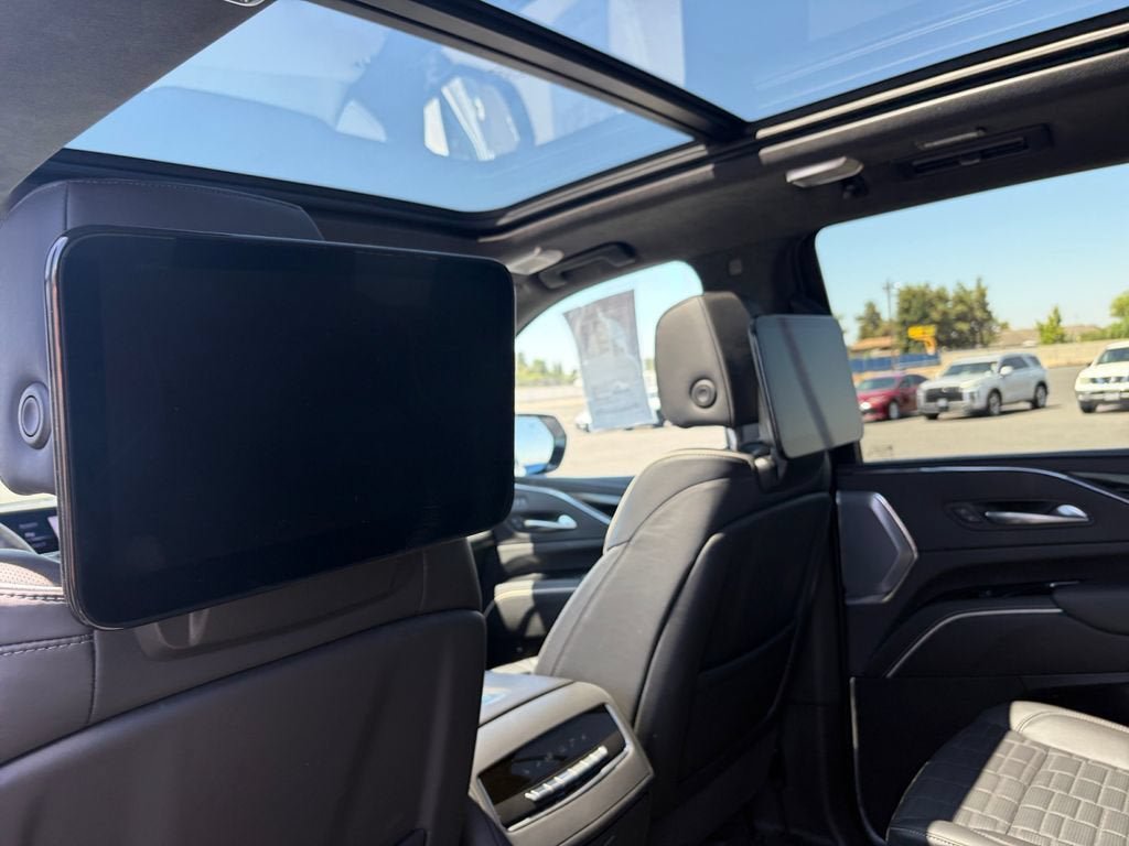 Certified 2024 Cadillac Escalade V w/ LPO, Floor Liner Package AWD/4WD image 21