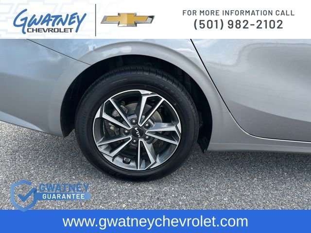 Used 2023 Kia Forte LXS FWD image 11