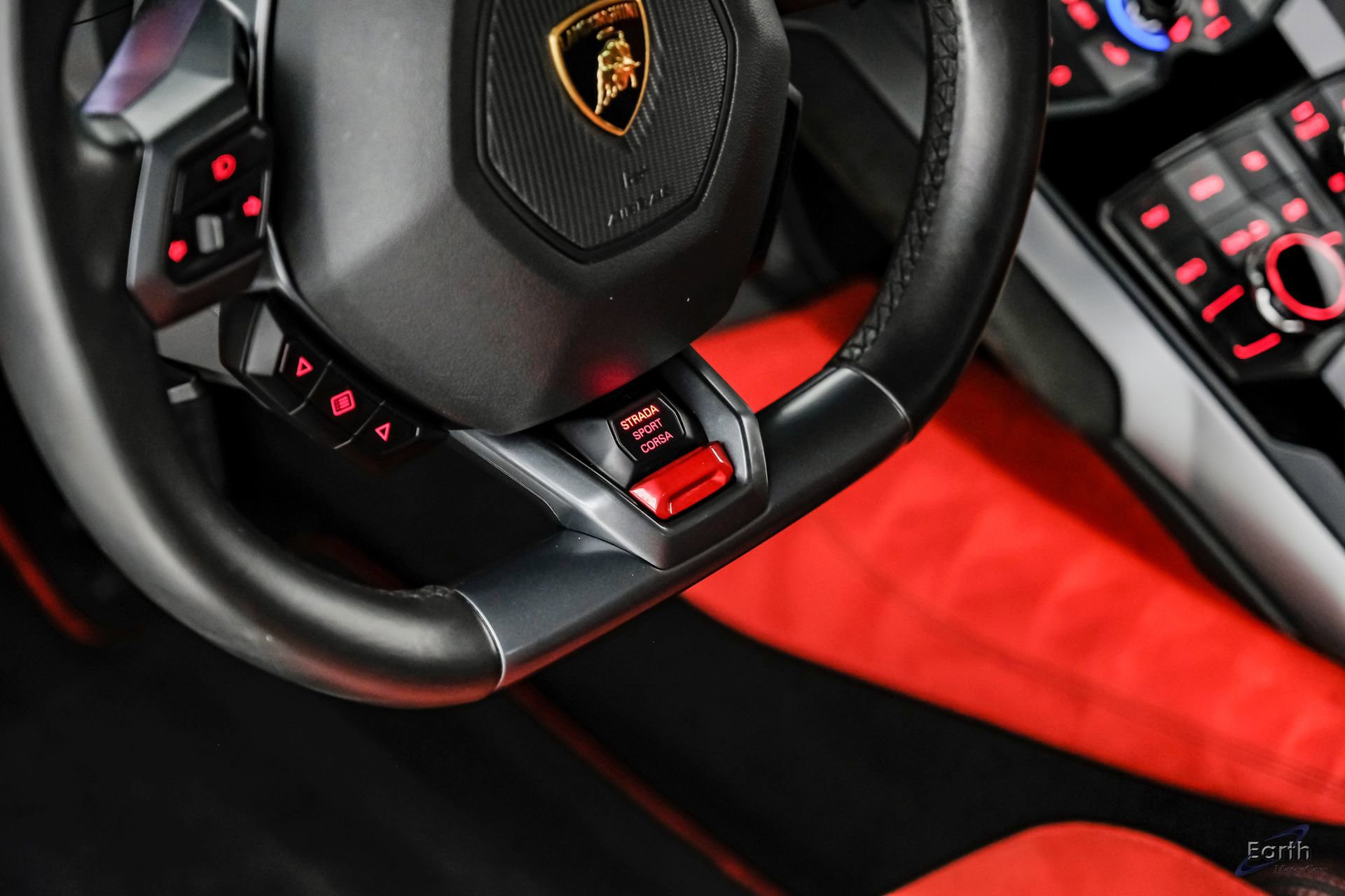 Used 2015 Lamborghini Huracan LP 610-4 AWD/4WD image 50