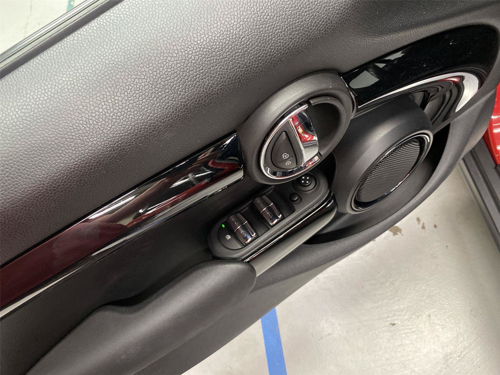 Used 2019 MINI Cooper S FWD image 19