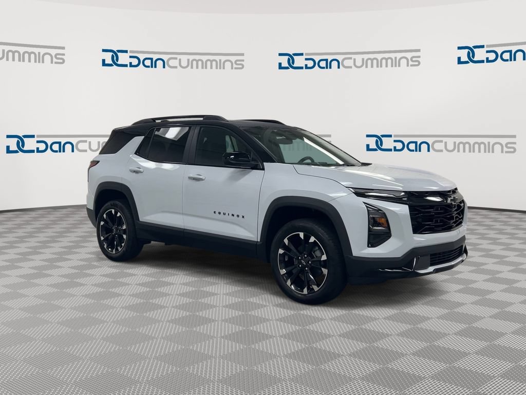 New 2027 Chevrolet Equinox RS AWD/4WD image 2