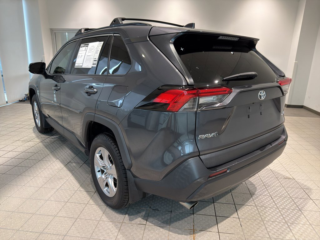 Used 2022 Toyota RAV4 XLE image 3
