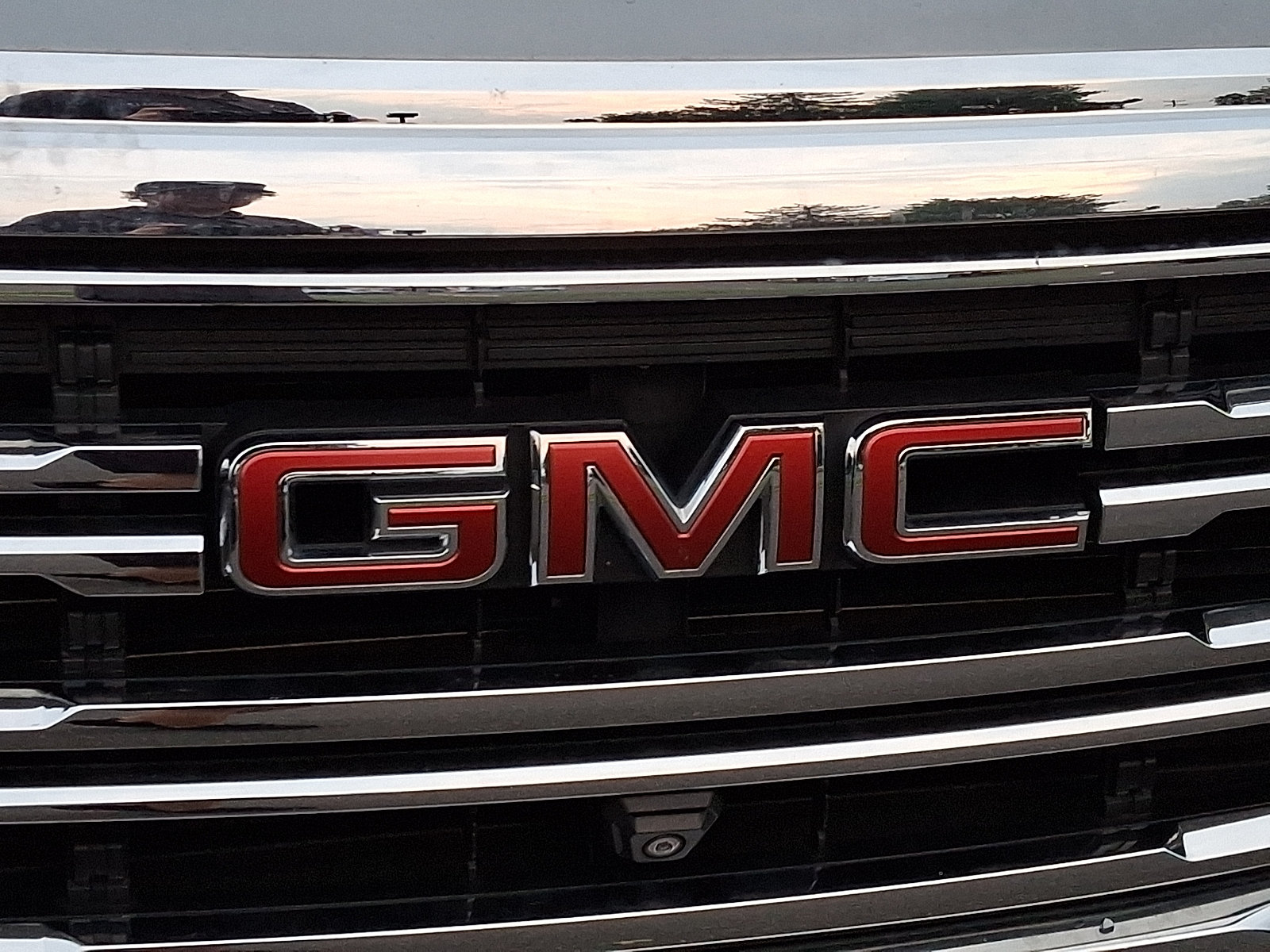 Certified 2023 GMC Acadia SLT w/ Technology Package AWD/4WD image 8