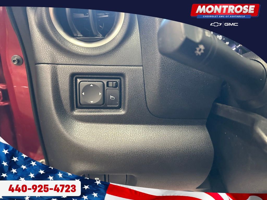 Used 2019 Nissan Versa Note SV image 13