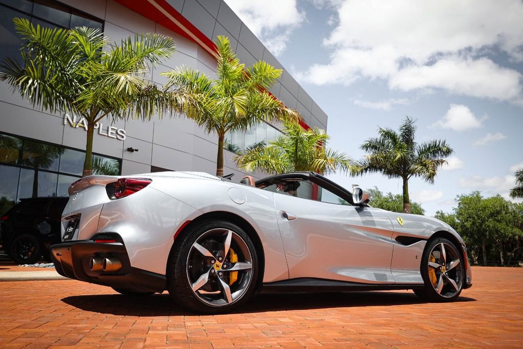 Certified 2023 Ferrari Portofino M image 32