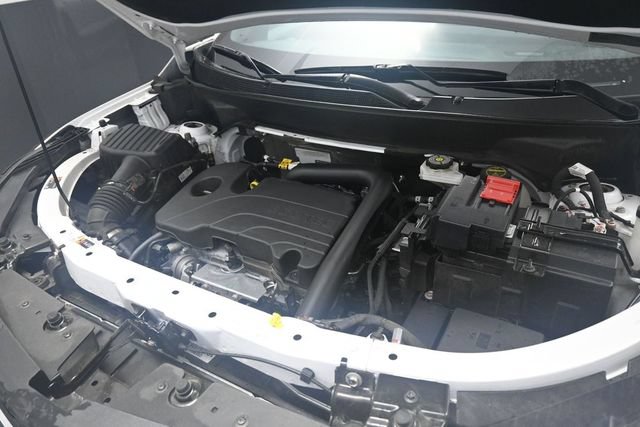 Used 2025 Chevrolet Equinox LT AWD/4WD image 12