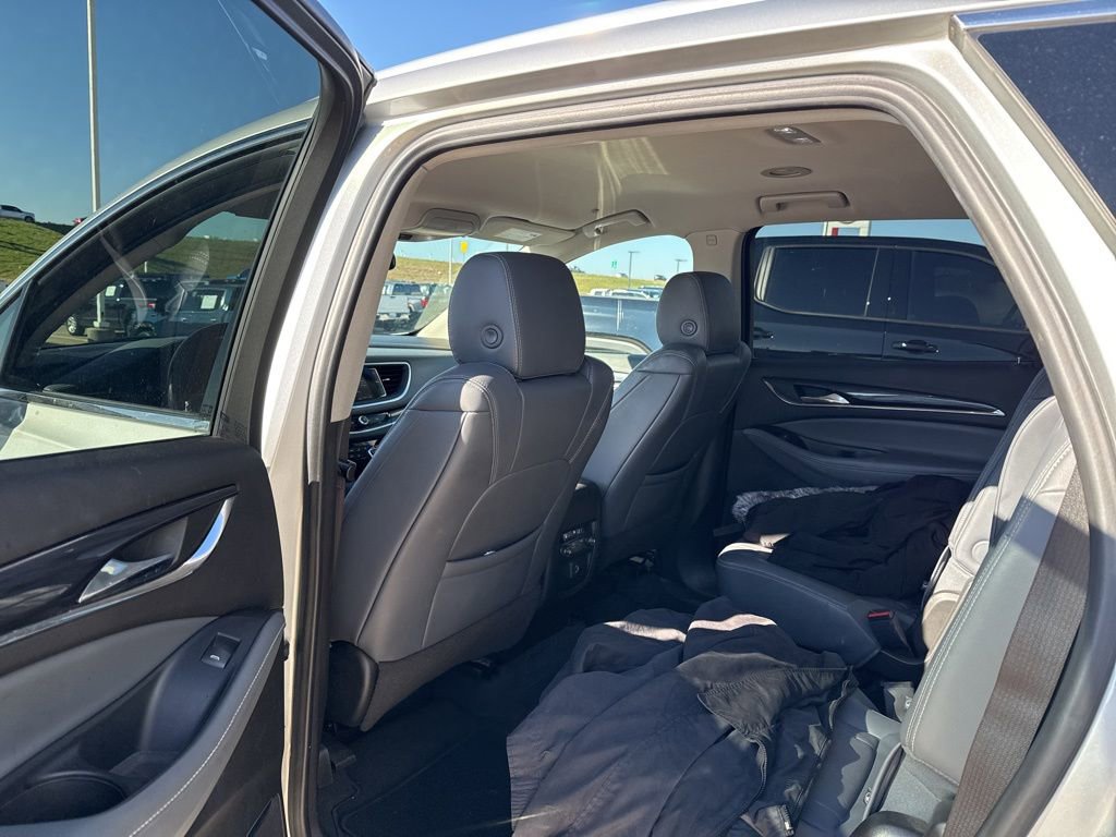 Used 2020 Buick Enclave Essence w/ Trailering Package, 5000 lbs. image 7