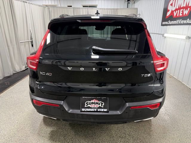 Used 2019 Volvo XC40 T5 R-Design image 5