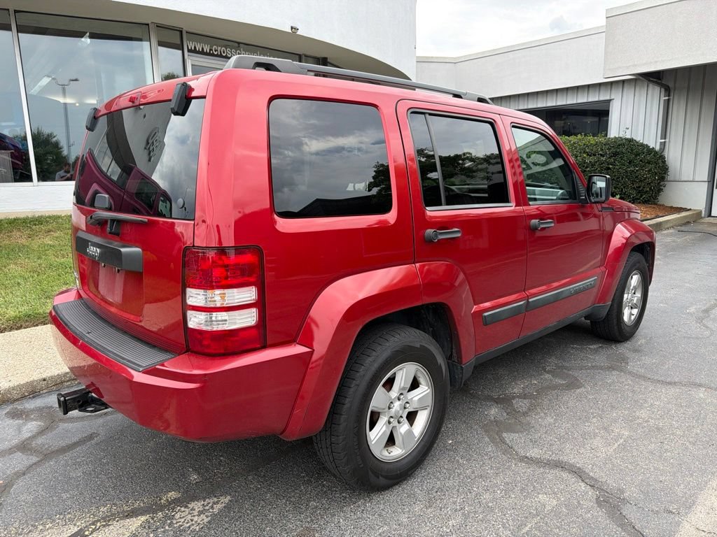 Used 2010 Jeep Liberty Sport w/ Popular Equipment Group AWD/4WD image 15