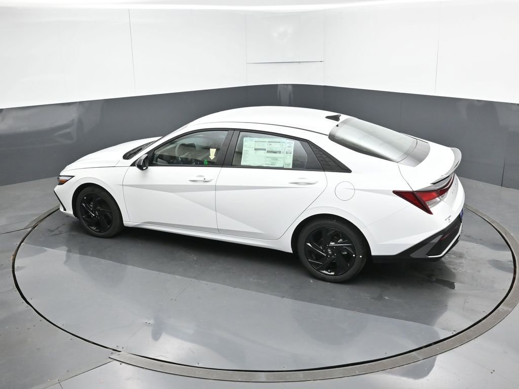 New 2026 Hyundai Elantra Sport FWD image 20