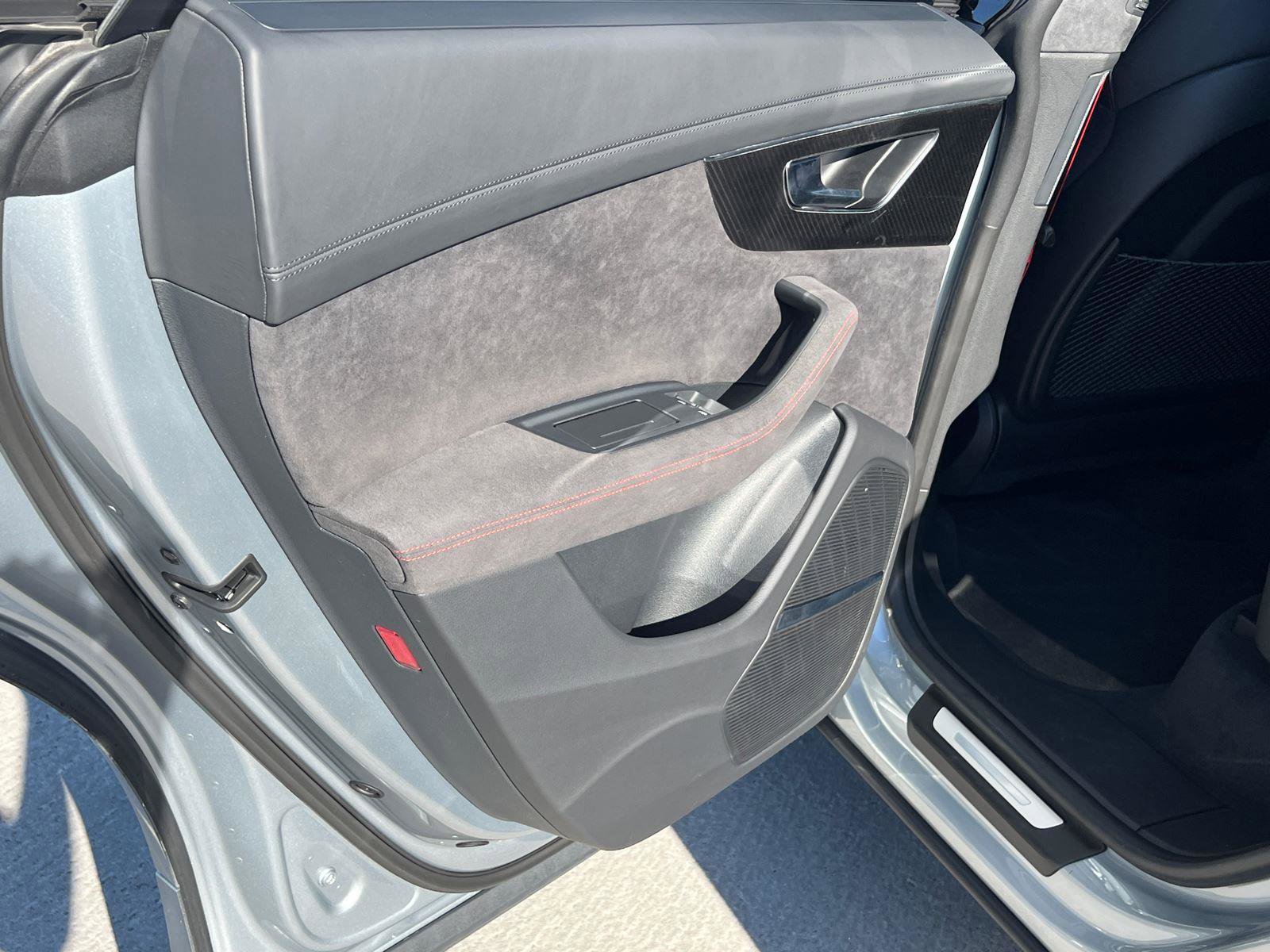 Used 2025 Audi RS Q8 performance image 22