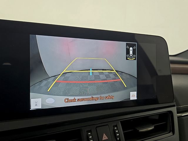 Used 2025 Lexus ES 300h w/ Premium Package FWD image 22
