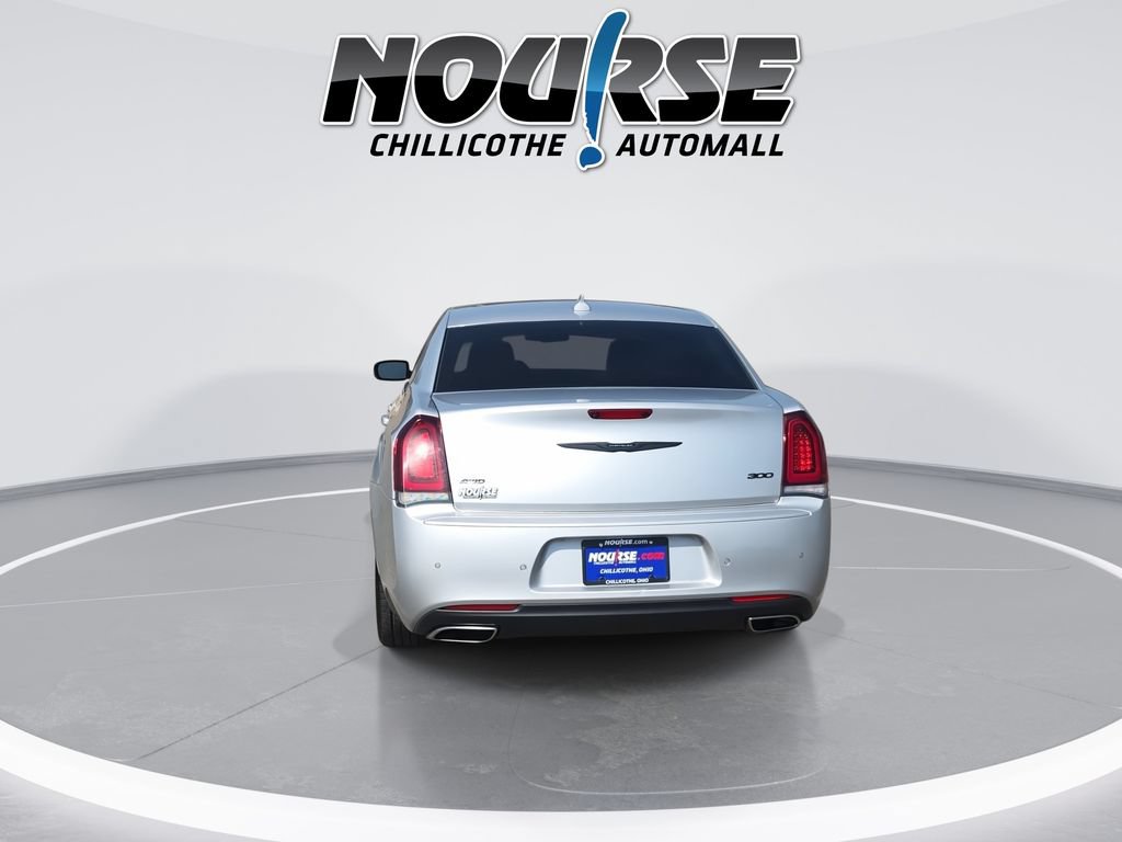 Used 2023 Chrysler 300 Touring L w/ Popular Equipment Group AWD/4WD image 7