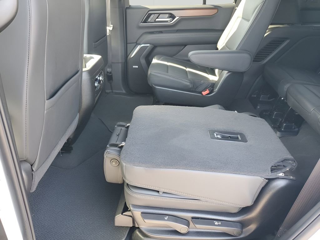 Certified 2025 GMC Yukon Denali image 20