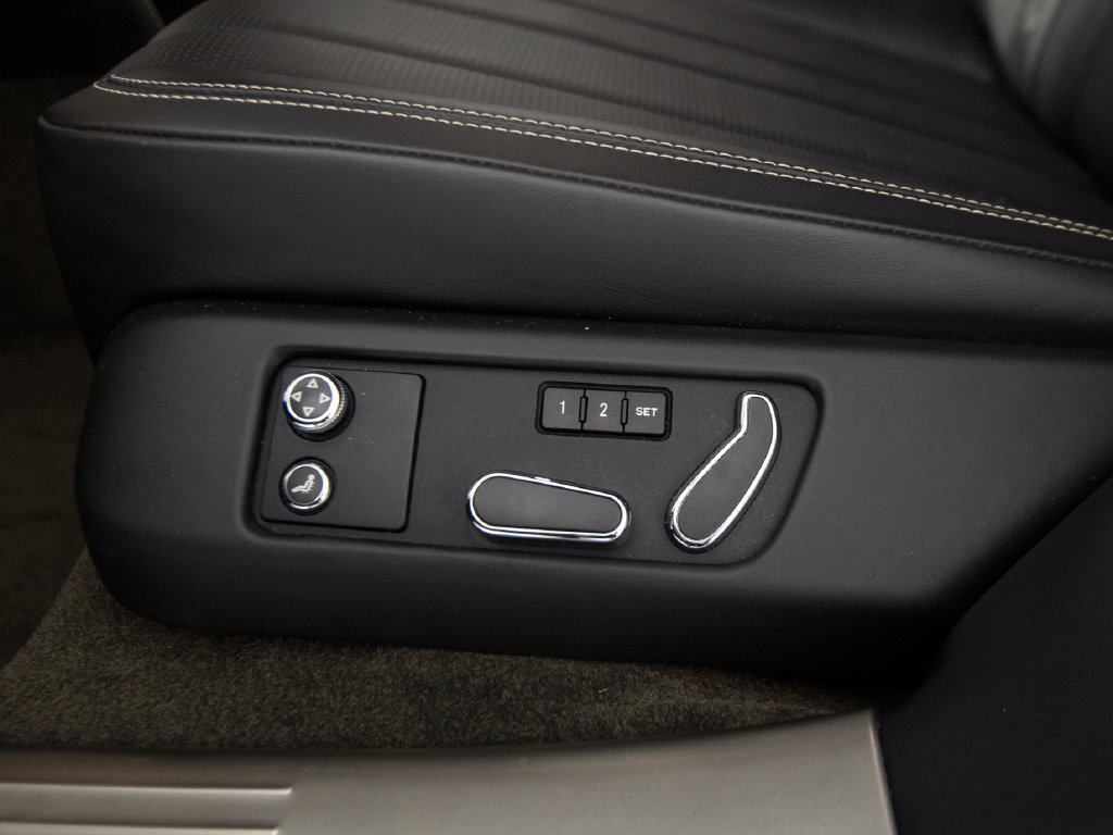 Used 2015 Bentley Flying Spur V8 AWD/4WD image 41