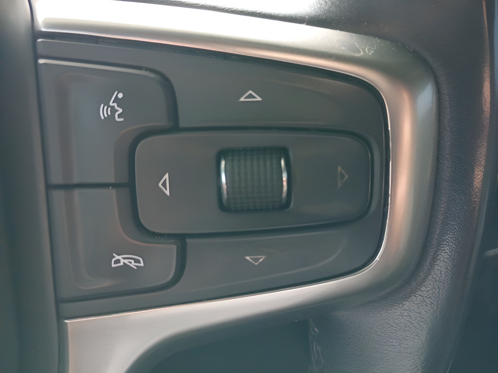 Used 2020 Chevrolet Silverado 1500 LT Trail Boss AWD/4WD image 23