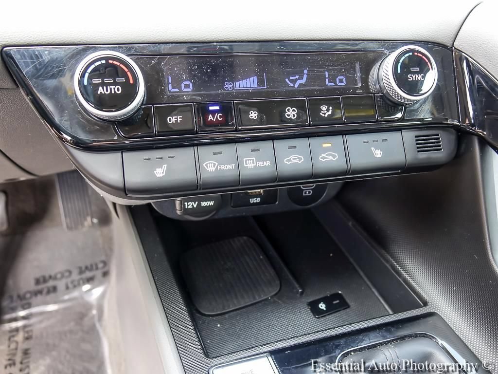 Used 2025 Hyundai Elantra SEL FWD image 20