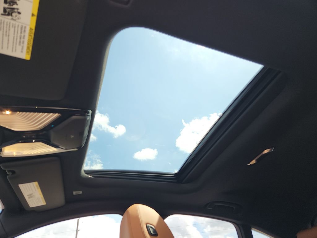 Used 2025 BMW i4 eDrive40 w/ Premium Package RWD image 16