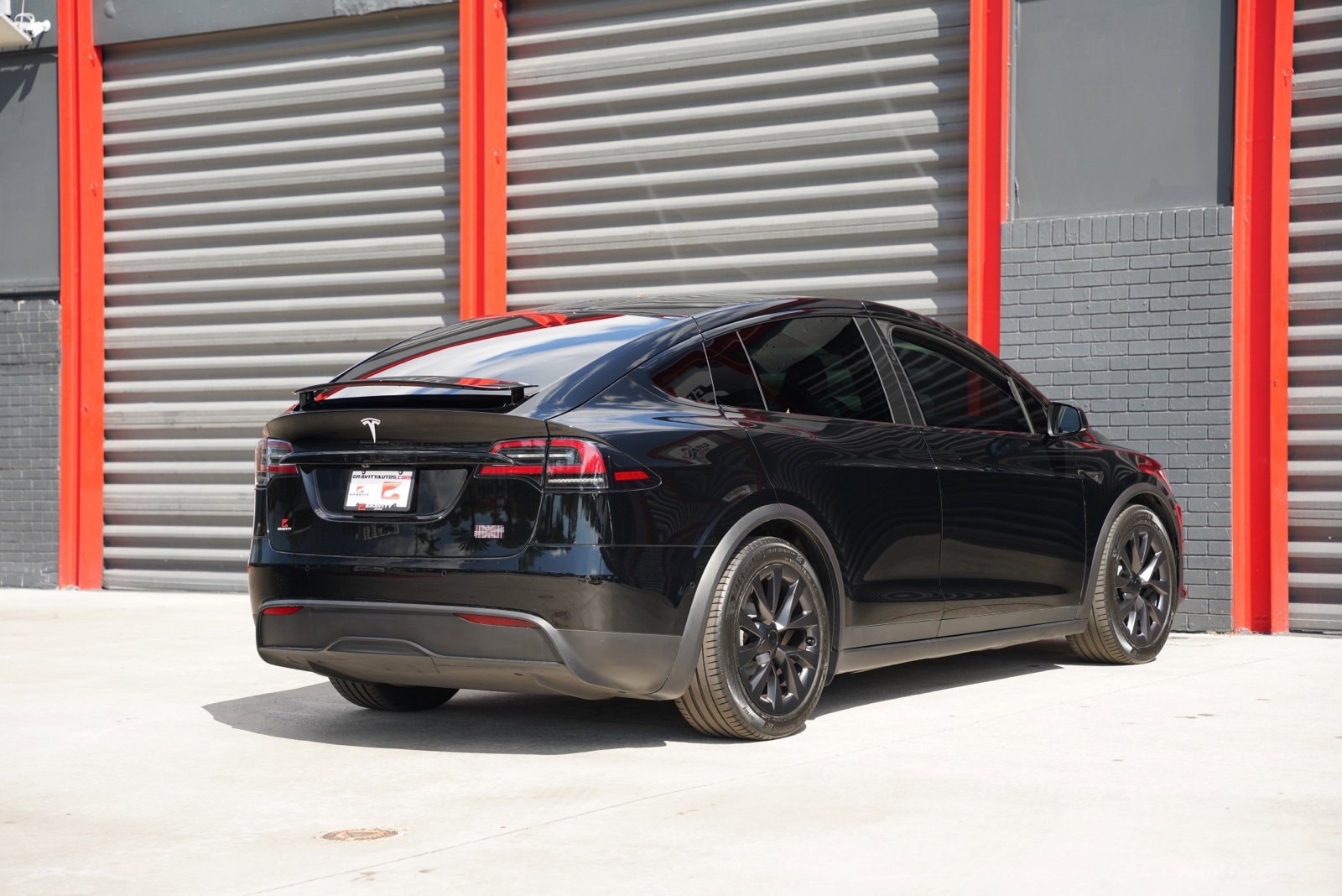 Used 2022 Tesla Model X Plaid image 7