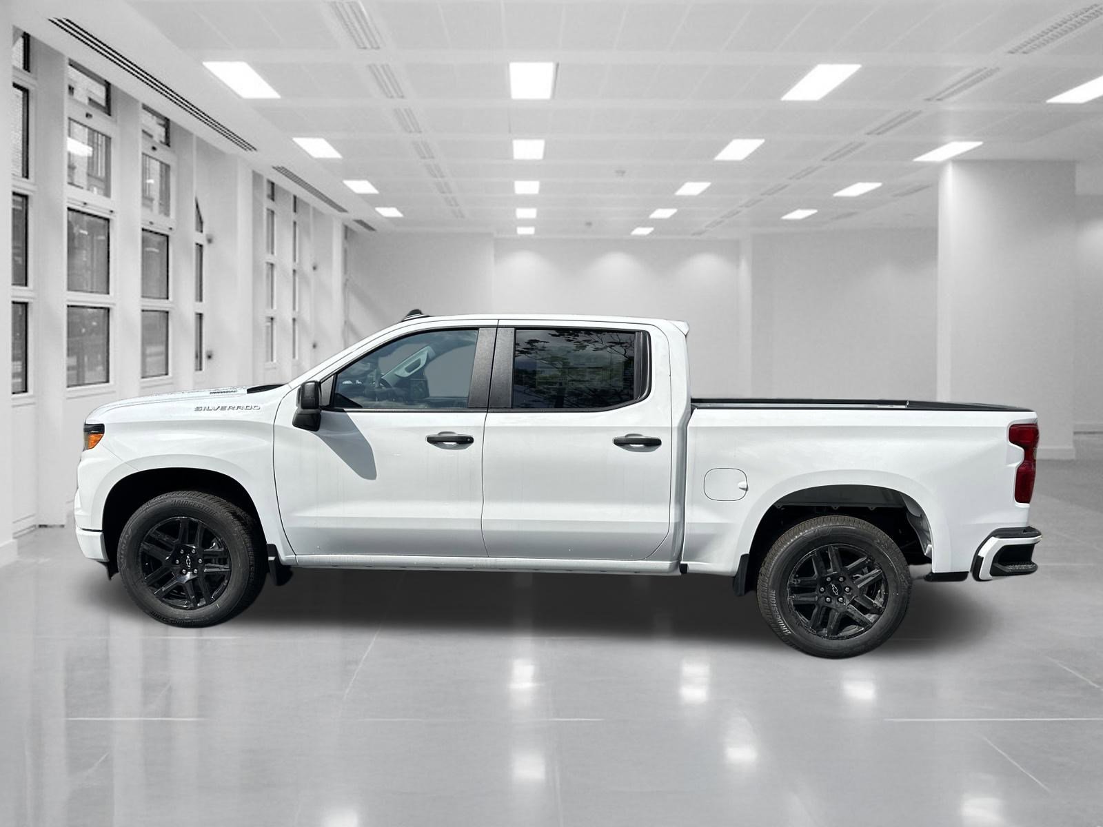 New 2025 Chevrolet Silverado 1500 Custom image 8