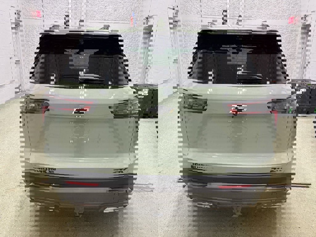 New 2026 Chevrolet Equinox ACTIV w/ Convenience Package III image 4