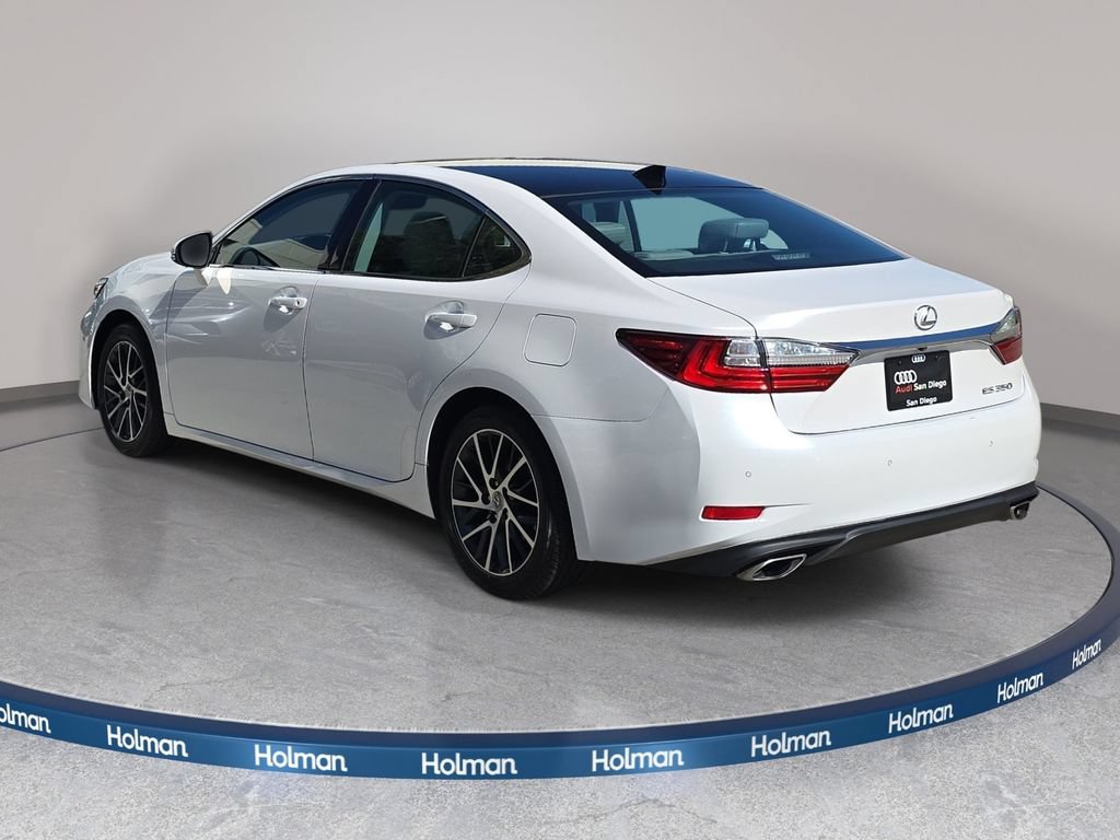 Used 2016 Lexus ES 350 w/ Navigation System Package FWD image 8