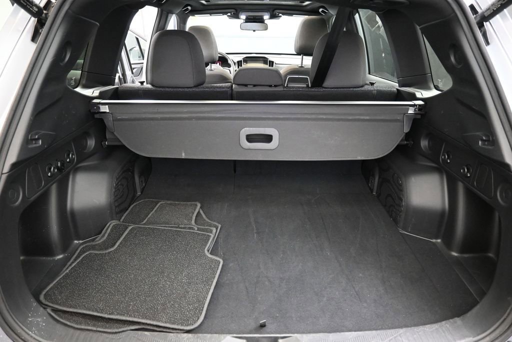 Certified 2025 Subaru Forester Premium AWD/4WD image 20