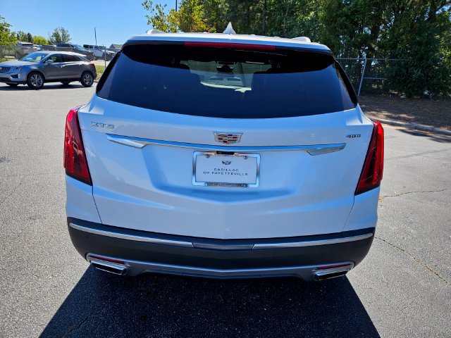 Used 2024 Cadillac XT5 Premium Luxury w/ Technology Package FWD image 6
