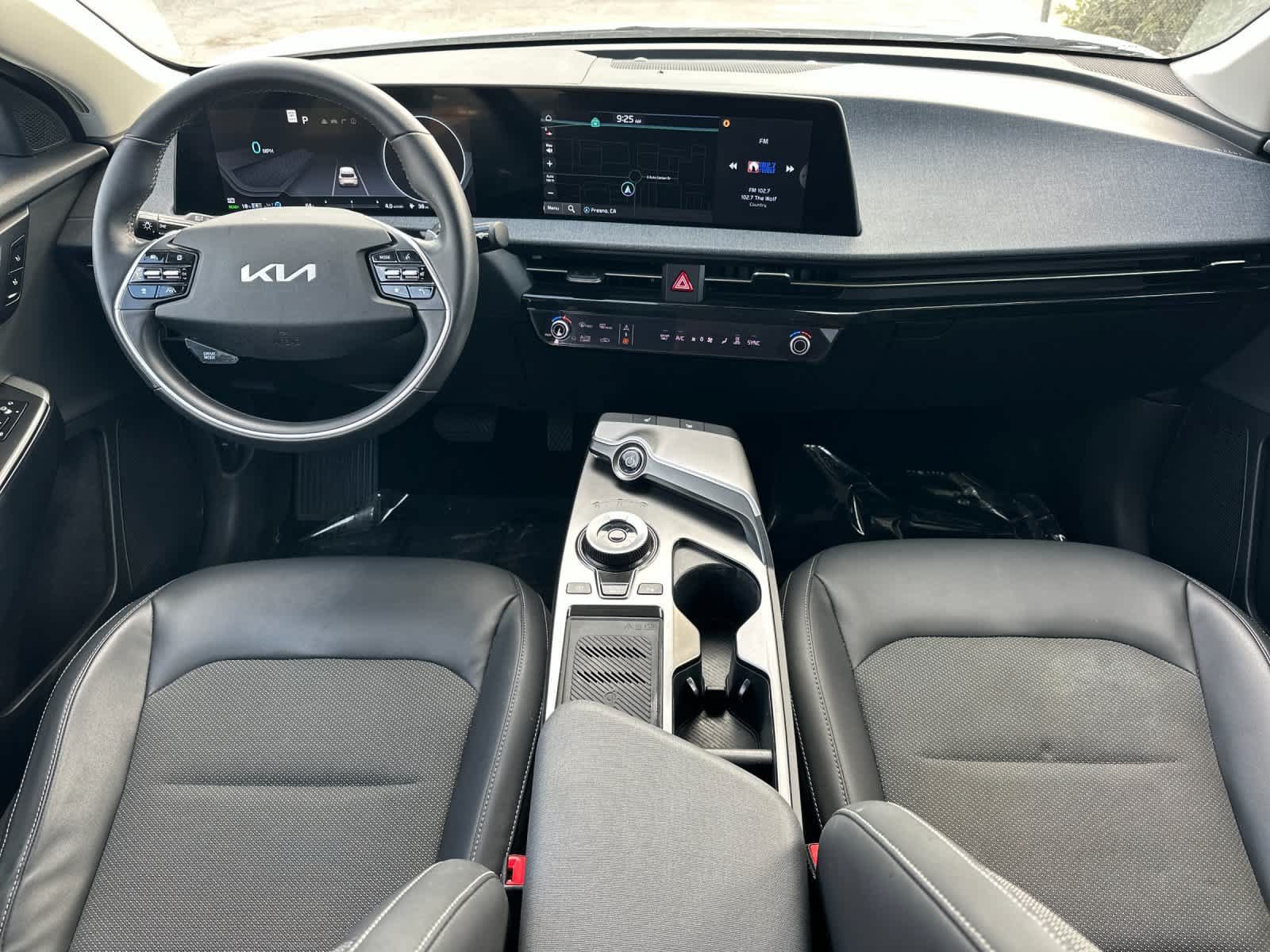 Used 2023 Kia EV6 Light RWD image 4