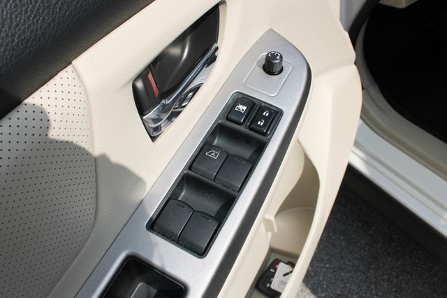 Used 2014 Subaru Crosstrek Touring AWD/4WD image 11