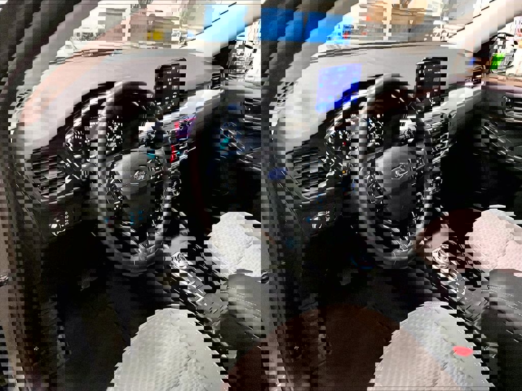 Used 2022 Ford Escape SE w/ Cold Weather Package AWD/4WD image 8