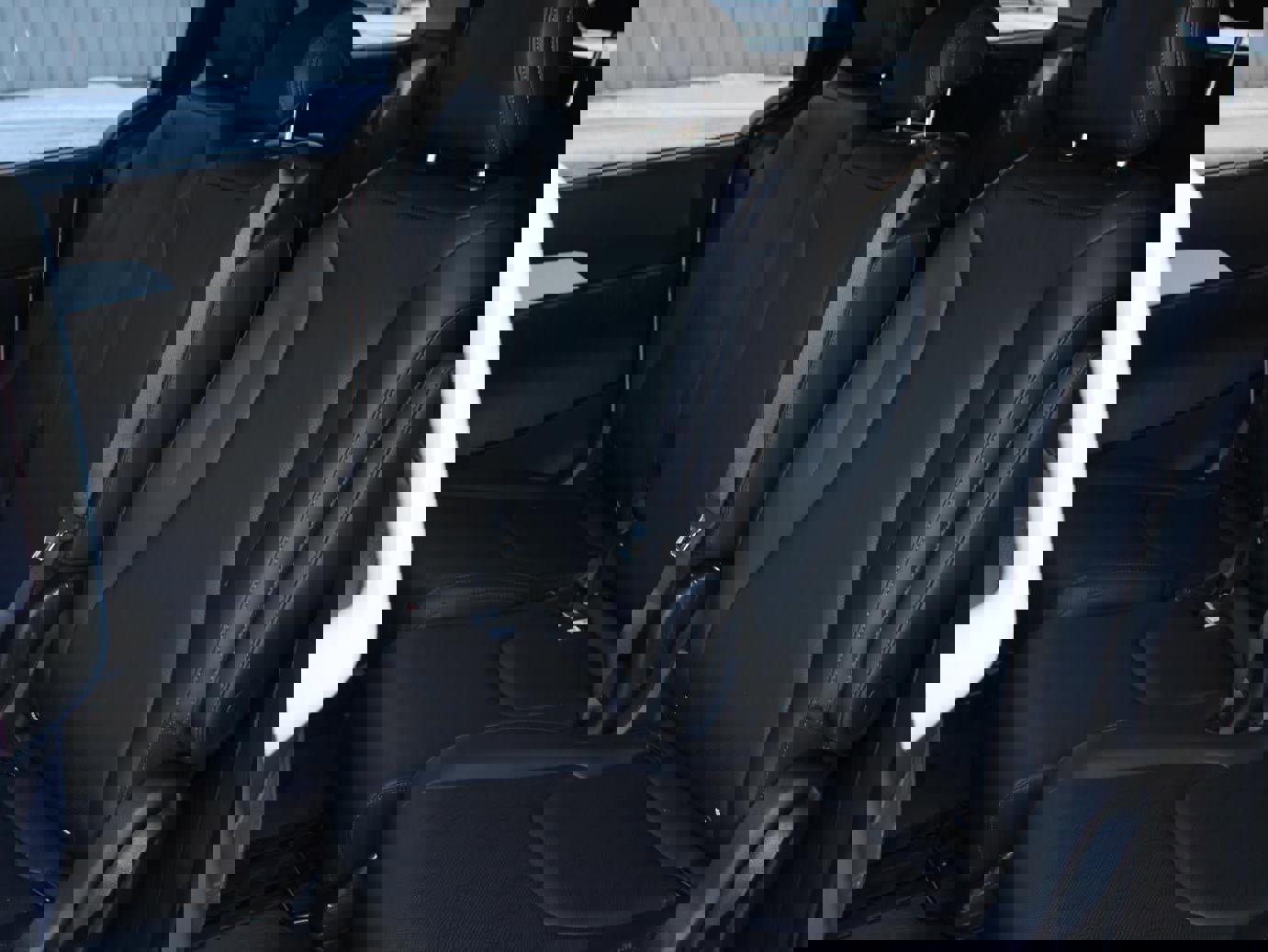 New 2026 Kia Carnival SX w/ SX Dark Edition Package FWD image 19