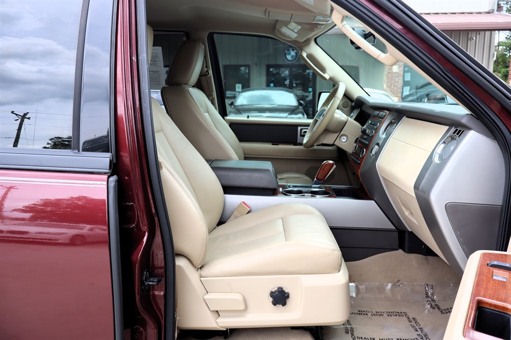 Used 2009 Ford Expedition EL 4WD image 17