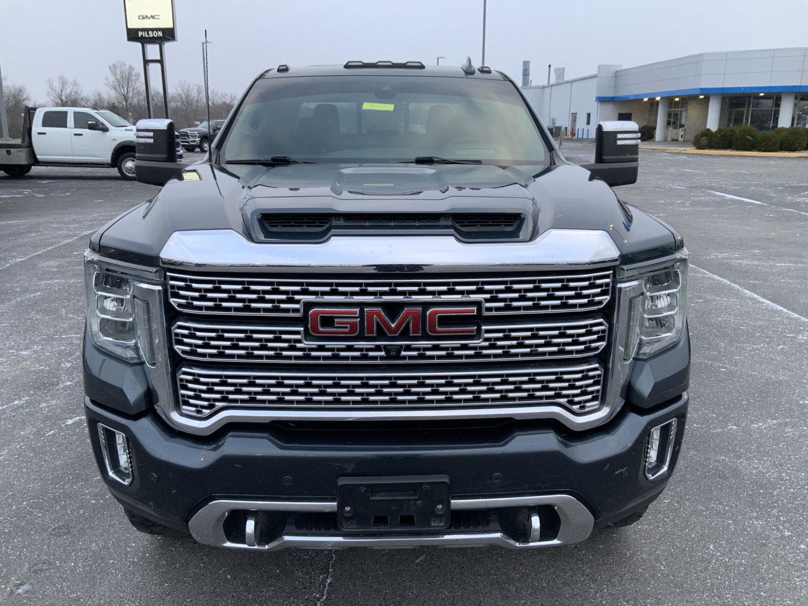 Used 2020 GMC Sierra 2500 Denali w/ Denali Ultimate Package image 3