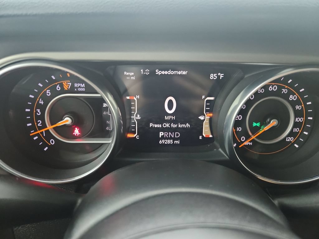 Used 2018 Jeep Wrangler Sport AWD/4WD image 27