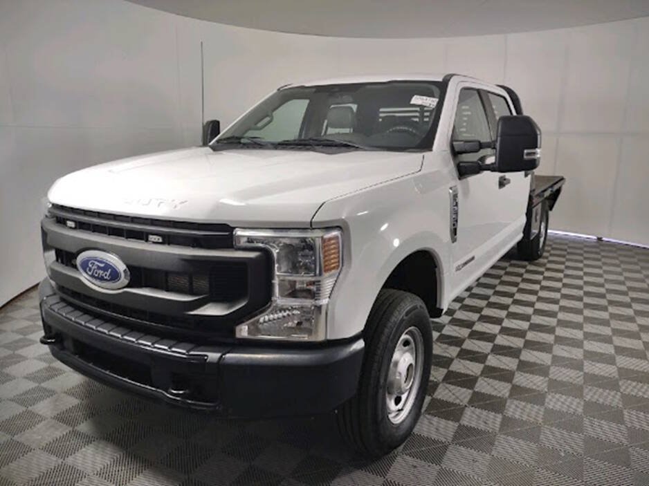 Used 2022 Ford F250 XL w/ Power Equipment Group AWD/4WD image 5