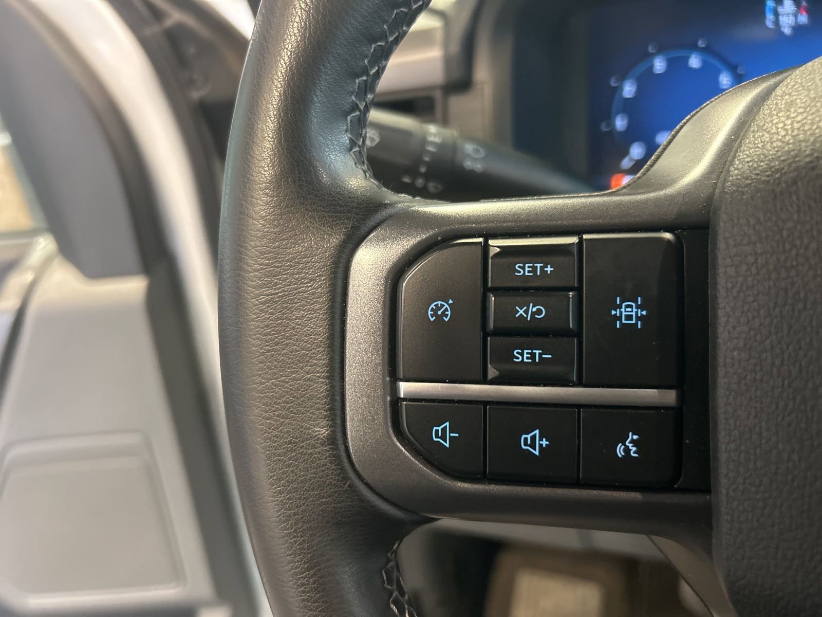 Used 2024 Ford F150 XLT w/ Mobile Office Package image 18