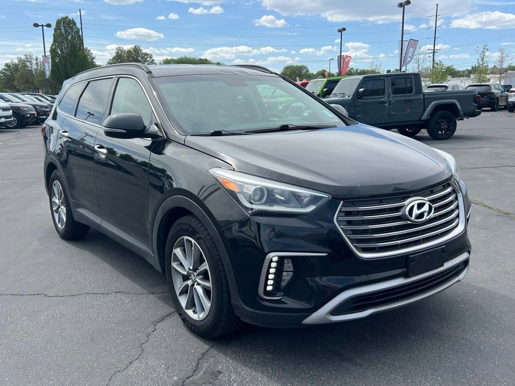 Used 2017 Hyundai Santa Fe SE w/ SE Premium Package 02 AWD/4WD image 4