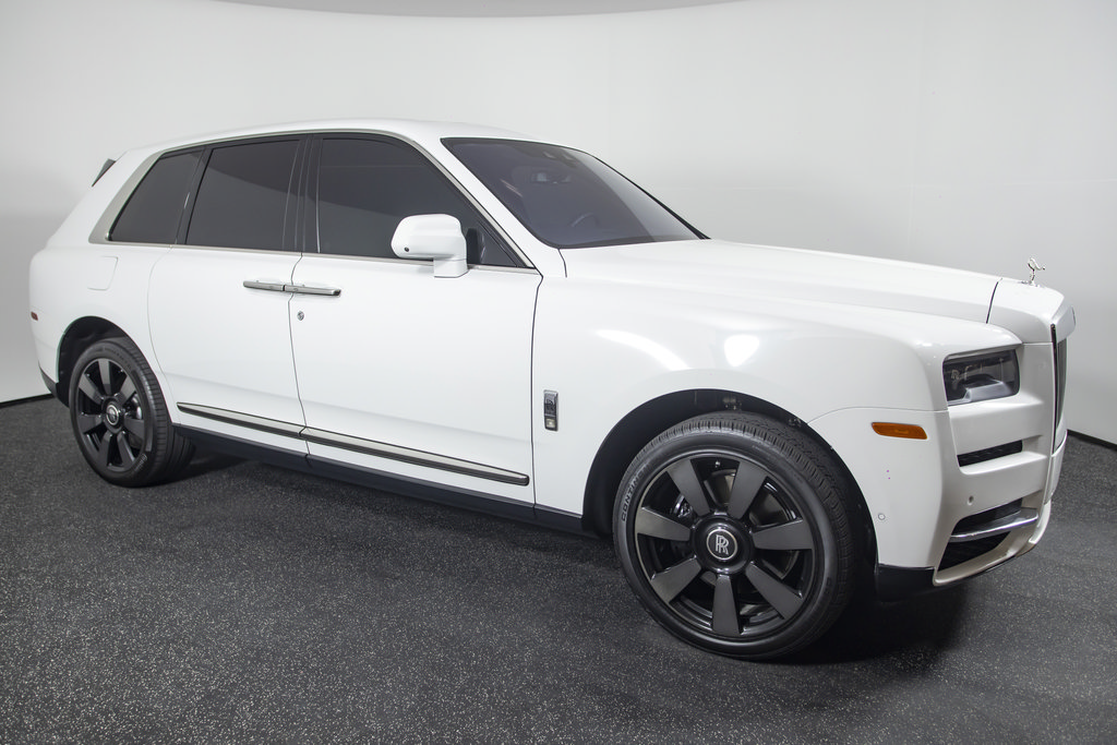 Used 2019 Rolls-Royce Cullinan AWD/4WD image 27