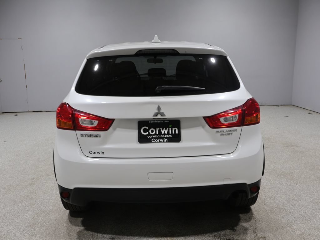 Used 2017 Mitsubishi Outlander Sport ES AWD/4WD video 3