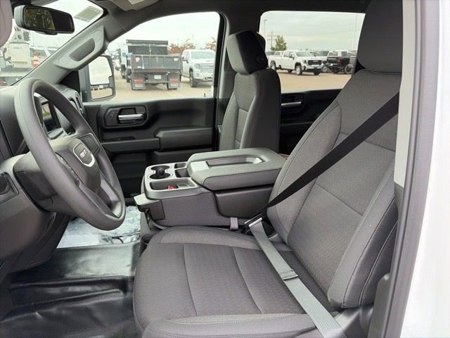 New 2026 GMC Sierra 3500 Pro w/ Convenience Package image 10