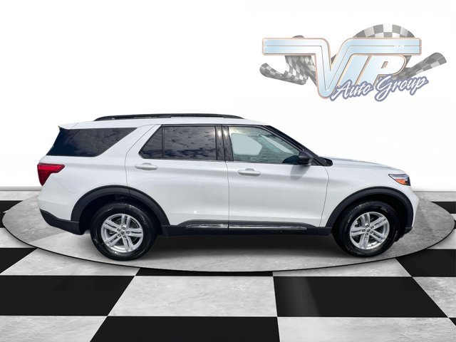 Certified 2024 Ford Explorer XLT w/ Class IV Trailer Tow Package AWD/4WD image 5