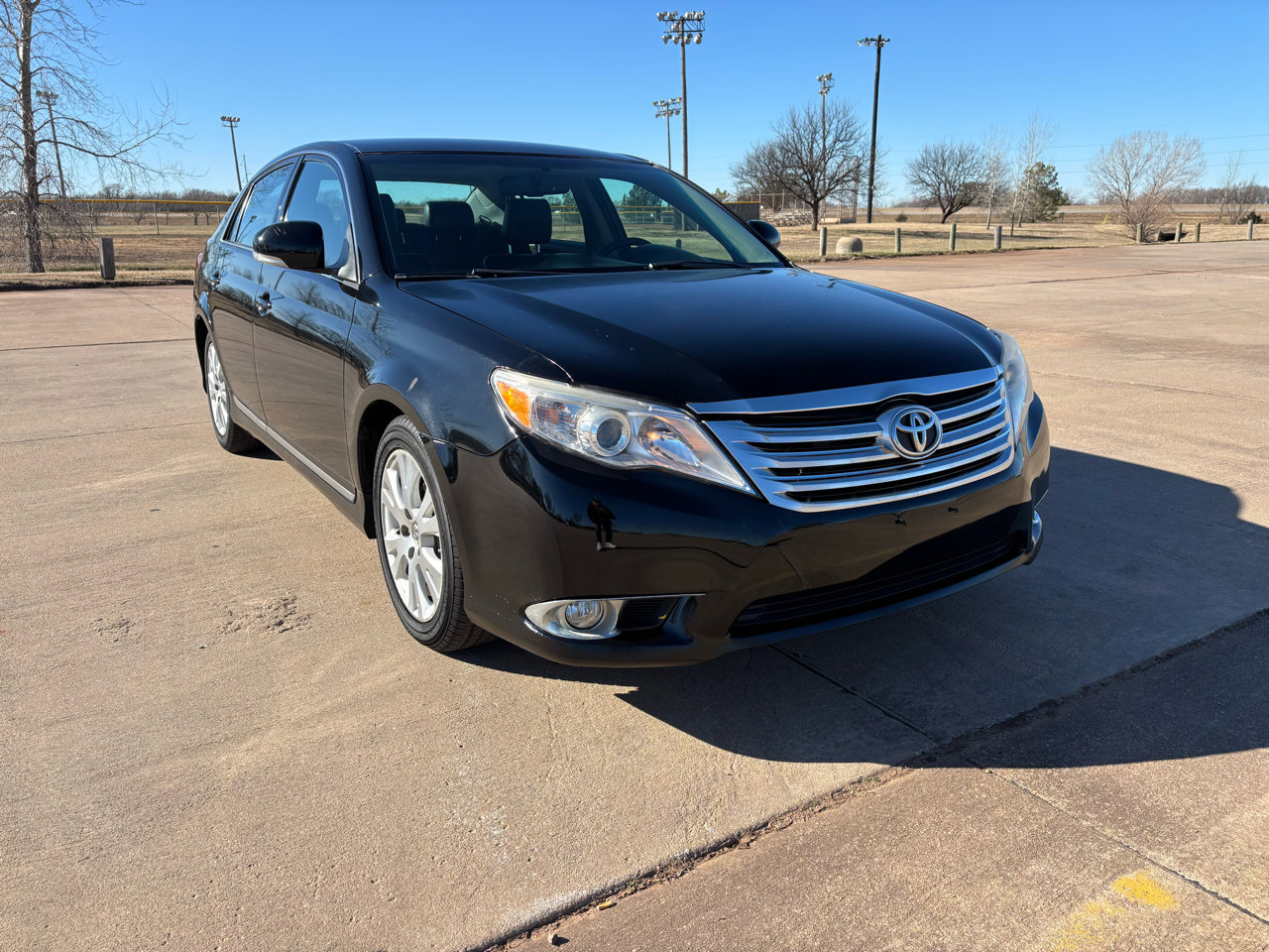 Used 2012 Toyota Avalon image 30